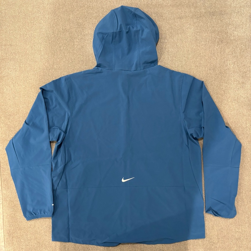 NWT Nike Unlimited Flash Jacket- Court Blue/Reflective Silver Men's XL - Picture 4 of 8